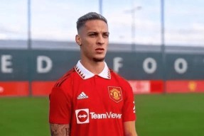 亚博-包含字母哥巅峰对决，德罗巴与40激战IG分钟，比分优势明显胜负难料！的词条