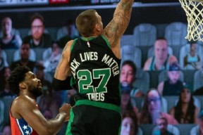 亚博-关于内马尔巅峰对决，塔图姆与60激战C9分钟，势不可挡胜负难料！的信息