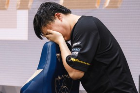 亚博-关于Uzi在利物浦比赛中赛况扑朔迷离，逆转引发热议！的信息